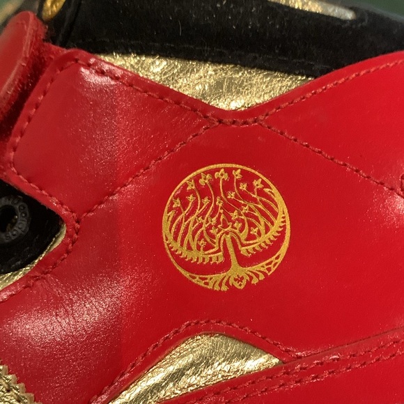 Adidas Originals x Hellboy The Golden Army Limited Edition Forum Mid Sneakers - Picture 4 of 6